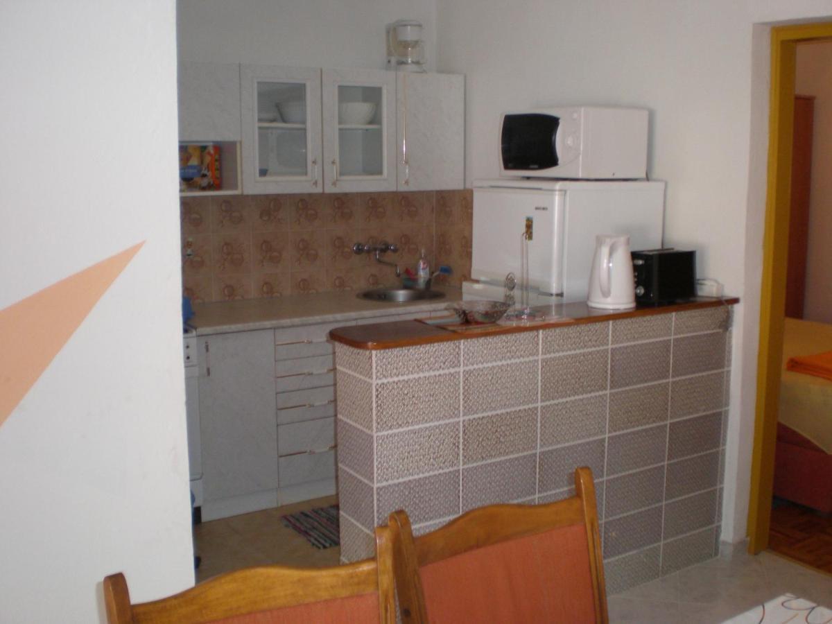Apartments Pogacic Vir Exterior foto