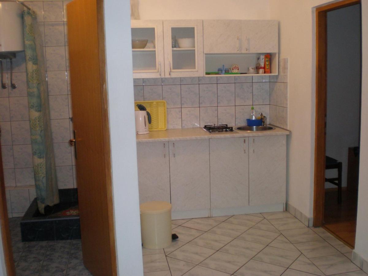 Apartments Pogacic Vir Exterior foto